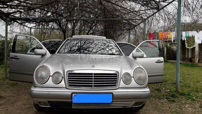 Mercedes E 280 1997, 204,200 km - 2.8 л - Bakı