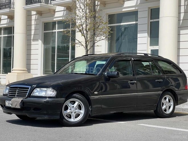 Mercedes C 200 2000, 357,341 km - 2.0 l - Bakı