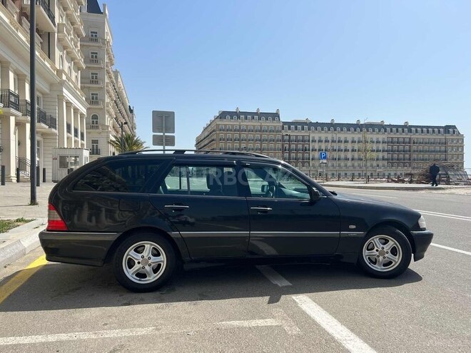 Mercedes C 200 2000, 357,341 km - 2.0 l - Bakı