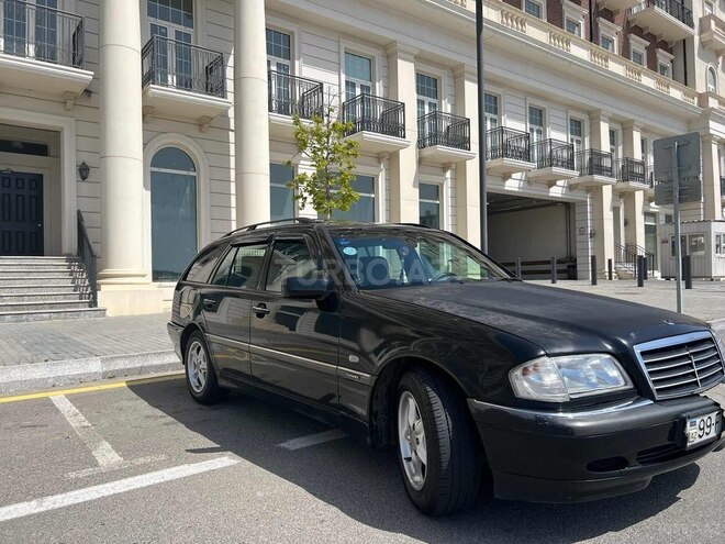 Mercedes C 200 2000, 357,341 km - 2.0 l - Bakı