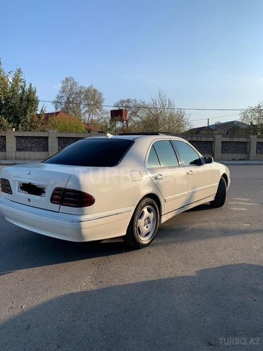 Mercedes E 220 1999, 315,000 km - 2.2 l - Bakı