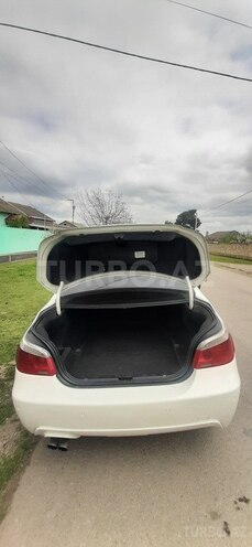 BMW 530 2008, 275,000 km - 3.0 l - Qusar