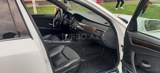 BMW 530 2008, 275,000 km - 3.0 l - Qusar