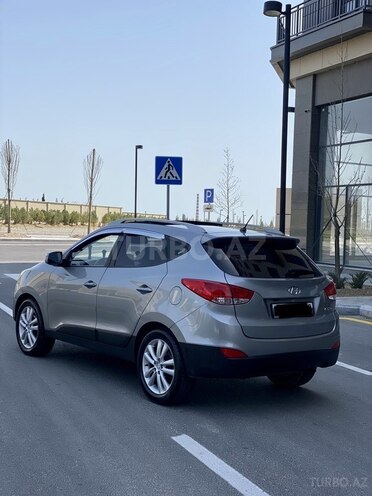 Hyundai ix35 2010, 98,500 km - 2.0 l - Bakı