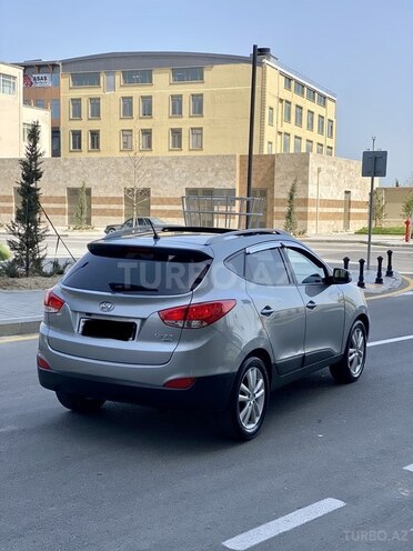 Hyundai ix35 2010, 98,500 km - 2.0 l - Bakı