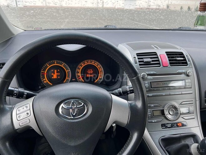 Toyota Auris 2008, 255,000 km - 1.4 л - Gəncə