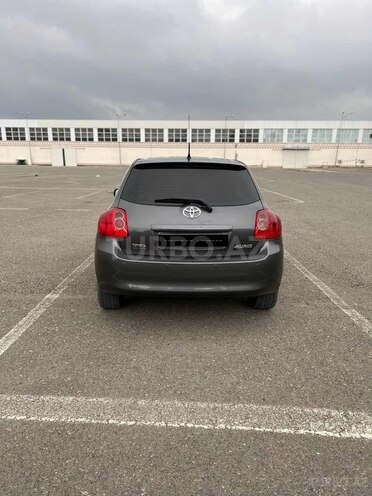 Toyota Auris 2008, 255,000 km - 1.4 л - Gəncə