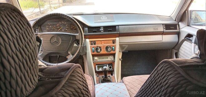 Mercedes E 200 1992, 298,400 km - 2.0 л - Bakı