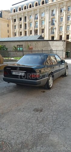 Mercedes E 200 1992, 298,400 km - 2.0 л - Bakı