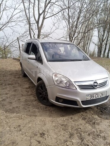 Opel Zafira 2005, 235,000 km - 2.2 л - Bakı