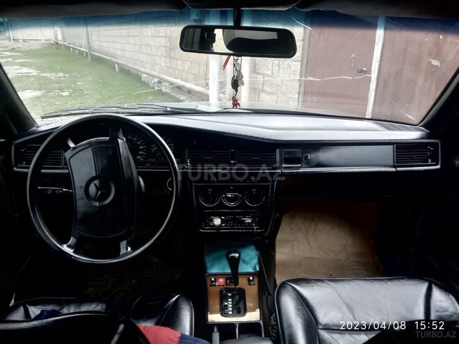 Mercedes 190 1990, 422,000 km - 2.0 l - Zərdab