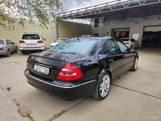 Mercedes E 220 2004, 253,000 km - 2.2 л - Gəncə