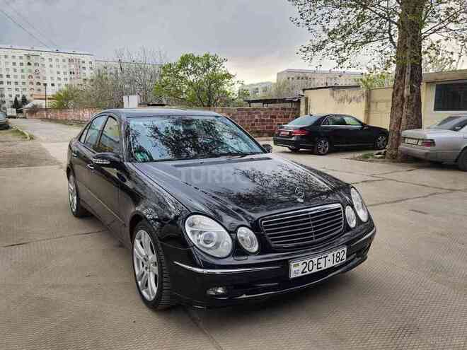 Mercedes E 220 2004, 253,000 km - 2.2 л - Gəncə