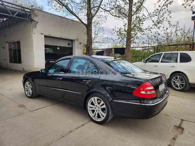 Mercedes E 220 2004, 253,000 km - 2.2 л - Gəncə