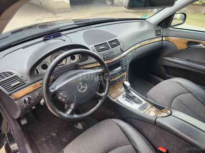 Mercedes E 220 2004, 253,000 km - 2.2 л - Gəncə