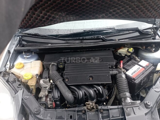 Ford Fiesta 2006, 142,484 km - 1.4 l - Gəncə