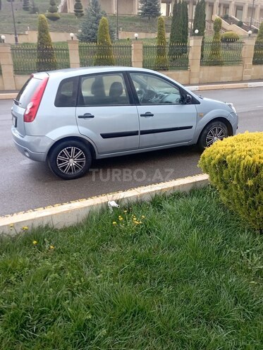 Ford Fiesta 2006, 142,484 km - 1.4 l - Gəncə