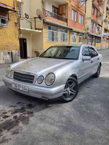 Mercedes E 220 1999, 480,121 km - 2.2 l - Bakı