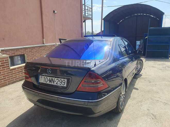 Mercedes C 220 2003, 211,000 km - 2.2 l - Masallı