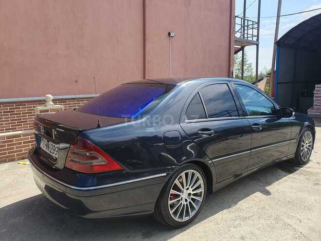 Mercedes C 220 2003, 211,000 km - 2.2 l - Masallı