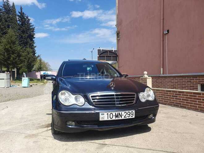 Mercedes C 220 2003, 211,000 km - 2.2 l - Masallı