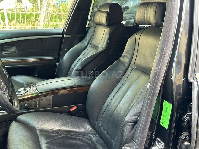 BMW 745 2002, 217,900 km - 4.4 l - Sumqayıt
