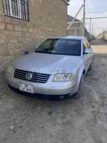 Volkswagen Passat 2004, 270,000 km - 1.8 л - Gəncə