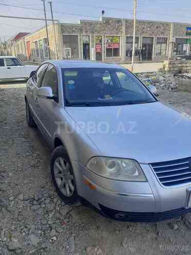 Volkswagen Passat 2004, 270,000 km - 1.8 л - Gəncə