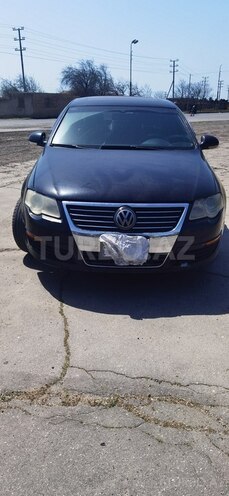 Volkswagen Passat 2006, 221,909 km - 2.0 l - Bakı