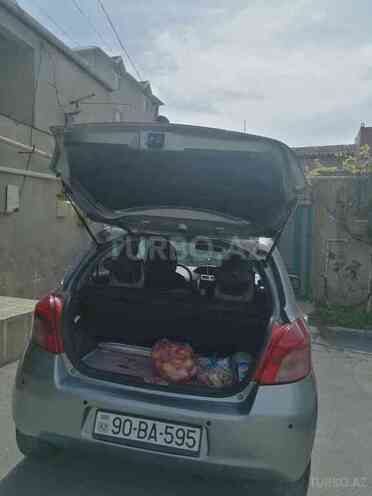 Toyota Yaris 2007, 120,000 km - 1.3 l - Bakı