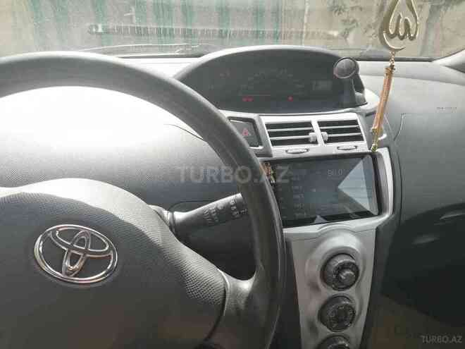 Toyota Yaris 2007, 120,000 km - 1.3 l - Bakı