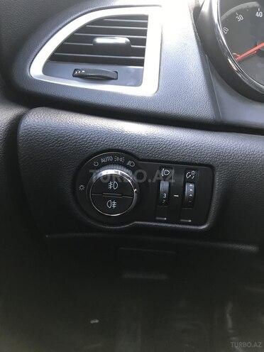 Opel Astra 2010, 200,000 km - 1.4 l - Gəncə