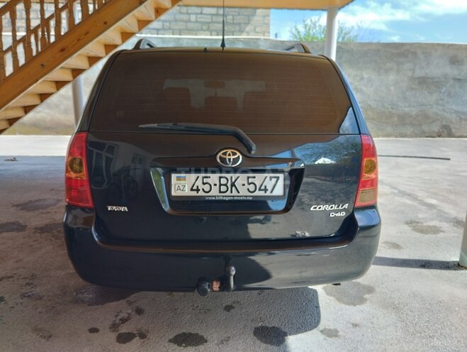 Toyota Corolla 2005, 189,490 km - 1.4 л - Ucar