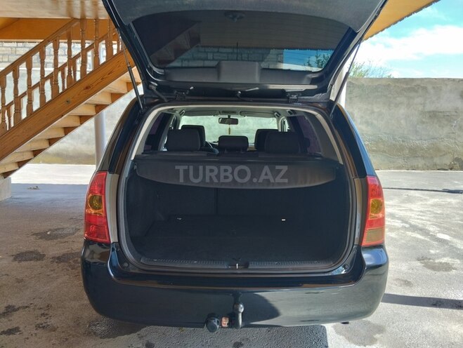 Toyota Corolla 2005, 189,490 km - 1.4 л - Ucar