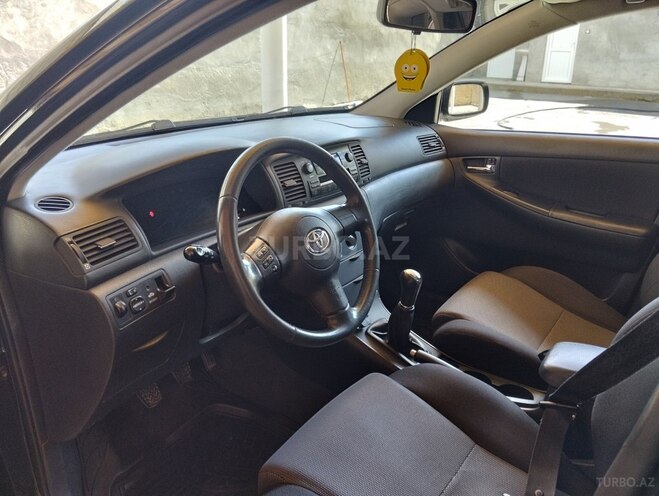 Toyota Corolla 2005, 189,490 km - 1.4 л - Ucar