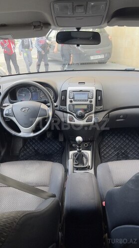 Hyundai i30 2008, 267,000 km - 1.6 l - Bakı