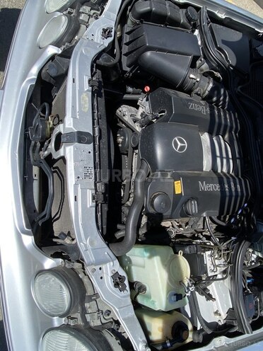 Mercedes E 240 1999, 187,000 km - 2.4 l - Gəncə