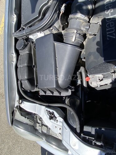 Mercedes E 240 1999, 187,000 km - 2.4 l - Gəncə