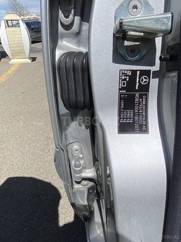 Mercedes E 240 1999, 187,000 km - 2.4 l - Gəncə