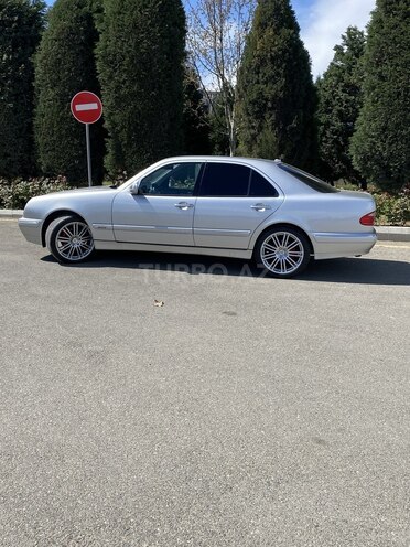 Mercedes E 240 1999, 187,000 km - 2.4 l - Gəncə