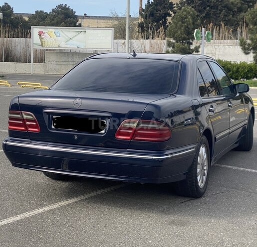 Mercedes E 270 1999, 460,000 km - 2.7 l - Bakı