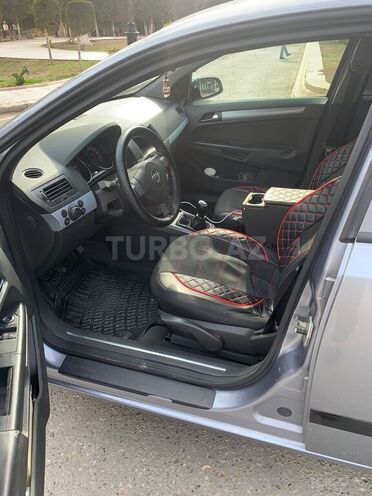 Opel Astra 2006, 367,000 km - 1.3 l - Bakı