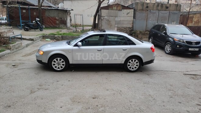 Audi A4 2003, 259,000 km - 1.8 l - Bakı