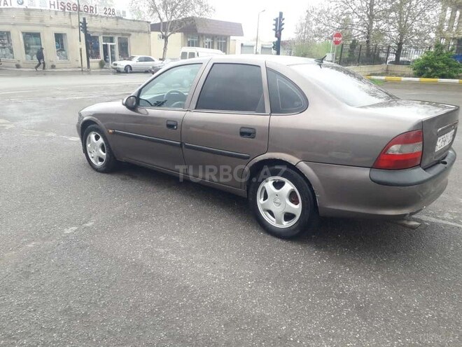 Opel Vectra 1997, 265,845 km - 1.8 l - Qazax