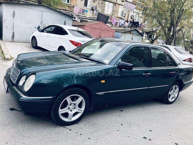 Mercedes E 230 1996, 241,041 km - 2.3 л - Sumqayıt