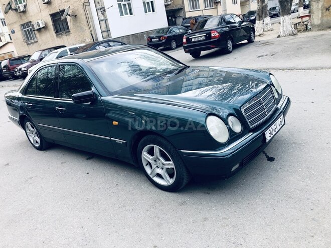 Mercedes E 230 1996, 241,041 km - 2.3 л - Sumqayıt