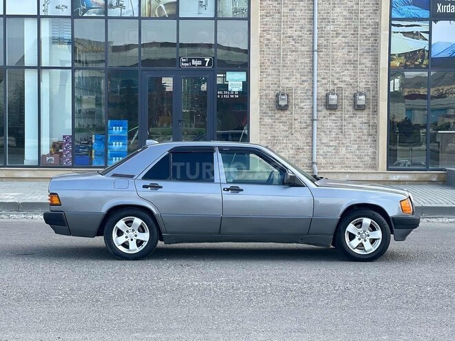 Mercedes 190 1991, 250,000 km - 1.8 l - Naxçıvan