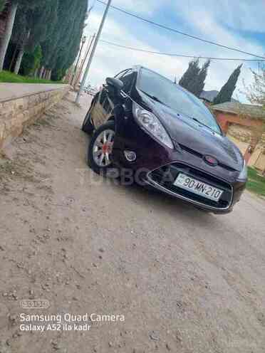 Ford Fiesta 2011, 135,405 km - 1.4 l - Bakı