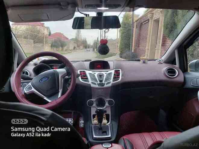 Ford Fiesta 2011, 135,405 km - 1.4 l - Bakı