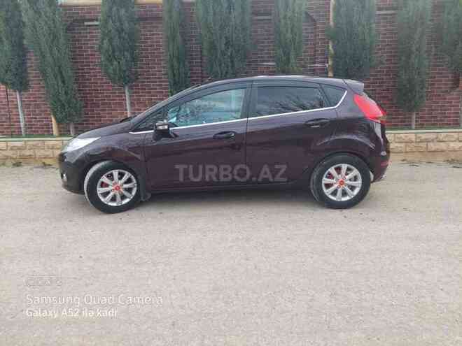 Ford Fiesta 2011, 135,405 km - 1.4 l - Bakı